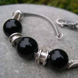 black agate and silver beaded bracelet