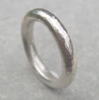 silver round ring hammered and handmade